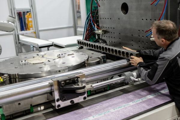 mold-refurbishment-molding-solutions (39)